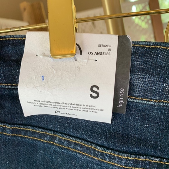 KanCan Hi-Rise Estilo Denim Shorts Small NWT Dark Wash Raw Hem - Picture 4 of 8